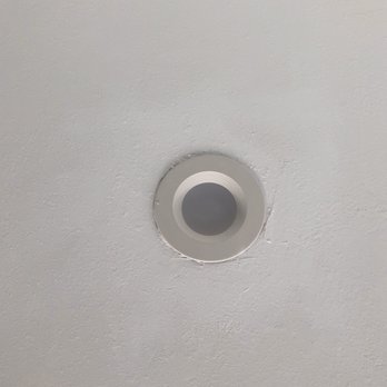 Ric Stucco Pros & Plaster - If you can't tell the area around recessed lighting is shoddily done and it's a different colorpaint. - Stucco Services Near Me Ric Stucco Pros & Plaster - If you can't tell the area around recessed lighting is shoddily done and it's a different colorpaint. - Stucco Services Near Me