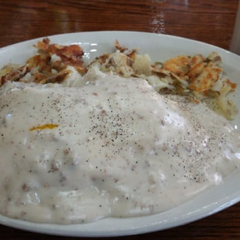 Charlie's Cafe - Rednick benidect - American Near Me - Enumclaw, Washington