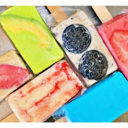 La Real Michoacana Paleteria Ice Cream Shop - Paletas de leche
Milk based popsicles
