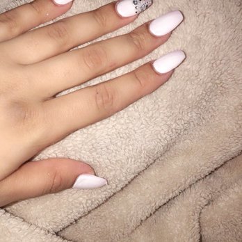 L A Nails - Nail Salons Near Me - Norwich, Connecticut