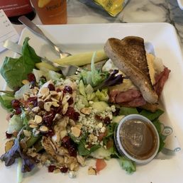 Savannah Chopped Salad