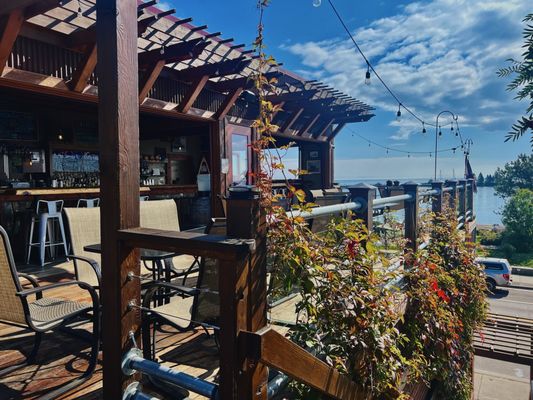 Gun Flint Tavern by null