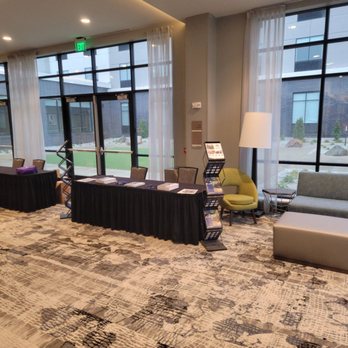 Bien Venu Event Center - Event Planning & Services Near Me - Cedar Falls, Iowa