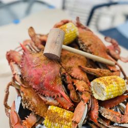 Papa Dents Crabs - Crabs