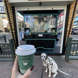 Hot hazelnut latte within seconds!