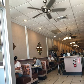 Center Coffee - View from Entrance - American Near Me - Plainview, New York