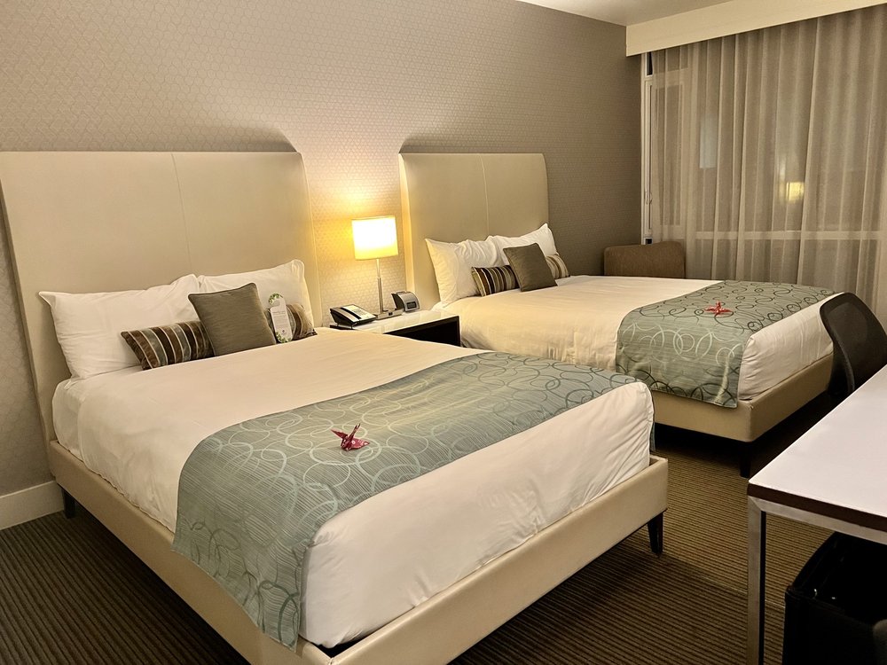 Coast Coal Harbour Vancouver Hotel by APA