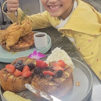 Tata's Cafe - Chicken and waffle, French toast - Breakfast & Brunch Near Me - Hawthorne, California Tata's Cafe - Chicken and waffle, French toast - Breakfast & Brunch Near Me - Hawthorne, California