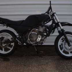 Cycle Therapy - XRZ650 Combine a Yamaha RZ350 and Honda's XR650R reactor with CBR600 wheels and forks.