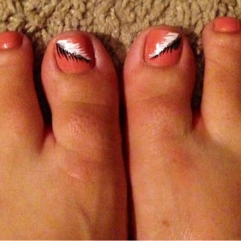 Top Nails - Pedicure with feather nail art by Mia - Nail Salons Near Me - Mobile, Alabama Top Nails - Pedicure with feather nail art by Mia - Nail Salons Near Me - Mobile, Alabama