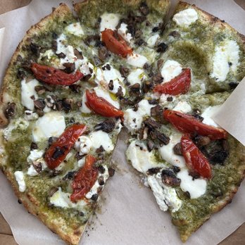 EddieWorld - Pesto Pizza - Service Stations Near Me - Yermo, California