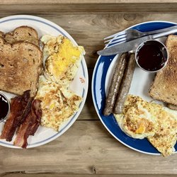 Fresh to Morrow - The Traditional: two eggs your way, choice of bacon or sausage and toast