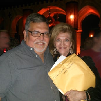 Akbar - Right Lori Donato, pianist from the former "The Other Side", 2538 Hyperion Ave, Silverlake, Los Angeles - Gay Bars Near Me - Los Angeles, California