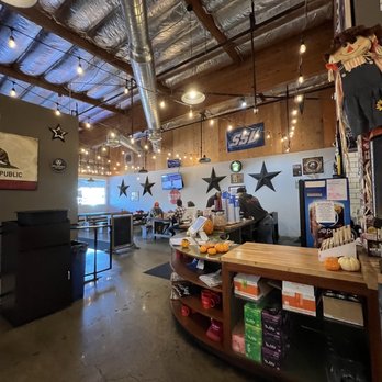 Acme Burger - Inside - Burgers Near Me - Cotati, California