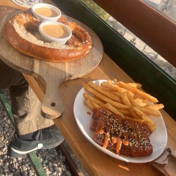 Dacha Beer Garden - Beer Gardens Near Me - Washington, DC, District of Columbia