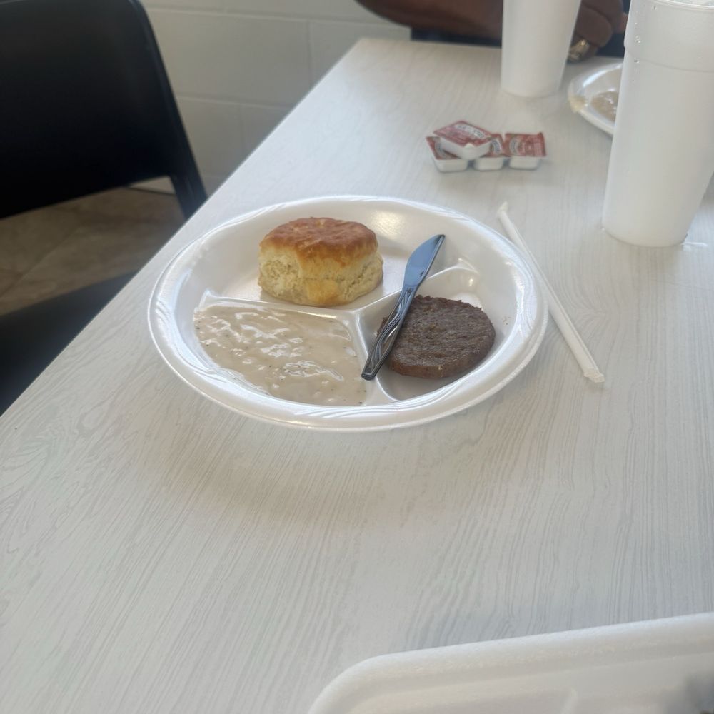 Milly's Cafe - Sausage biscuit and gravy - Southern Near Me - DeFuniak Springs, Florida