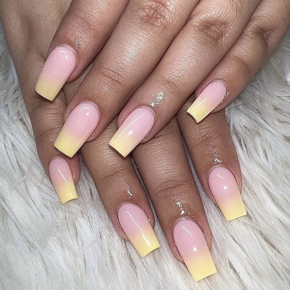 Andy did my ombre nails.