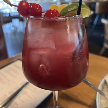 Station 16 - Berry sangria - Cocktail Bars Near Me - Elk Grove, California