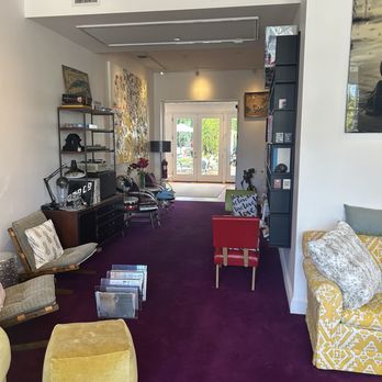 Zey Hotel - Sitting area - Hotels Near Me - Greenport, New York Zey Hotel - Sitting area - Hotels Near Me - Greenport, New York