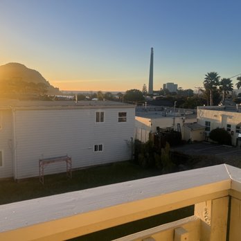 Harbor House Inn - View room 206 - Hotels Near Me - Morro Bay, California Harbor House Inn - View room 206 - Hotels Near Me - Morro Bay, California