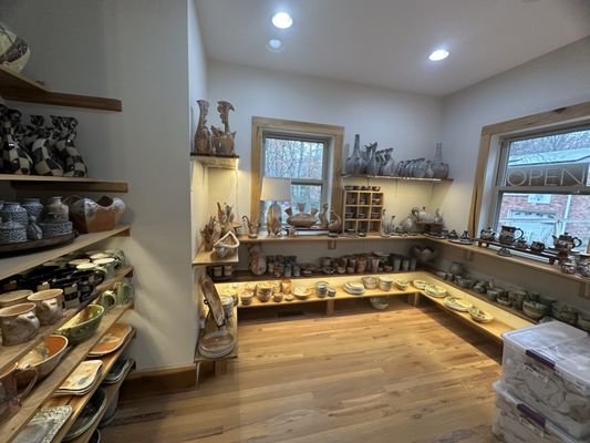 Batton Clayworks by null