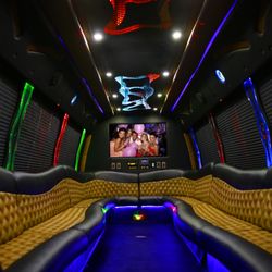 Gladwell Party Limo