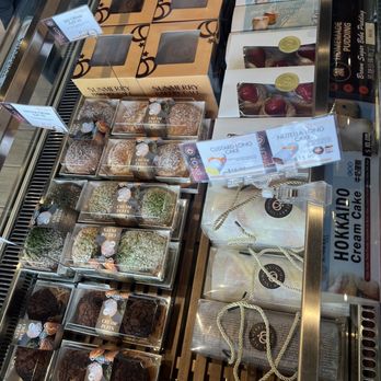 Sunmerry Bakery - Coffee & Tea Near Me - Edison, New Jersey