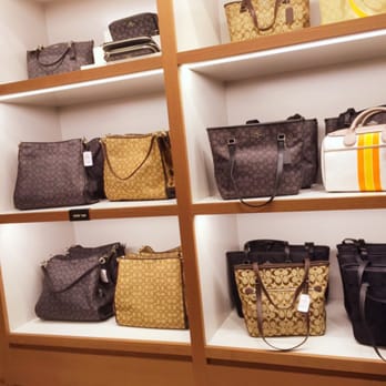 Coach - Outlet Stores Near Me - Woodburn, Oregon
