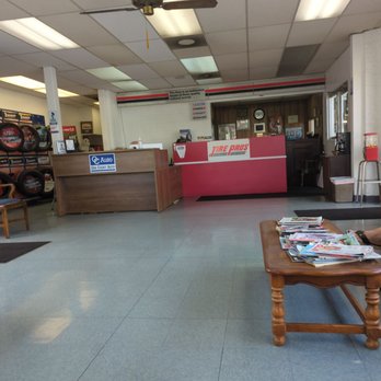 Holt Tire Pros - Lobby. - Tires Near Me - Memphis, Tennessee Holt Tire Pros - Lobby. - Tires Near Me - Memphis, Tennessee