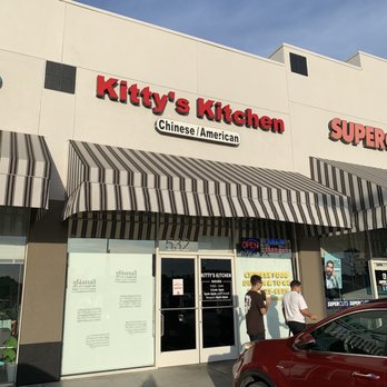 Kitty's Kitchen - Front door - Chinese Near Me - Manteca, California