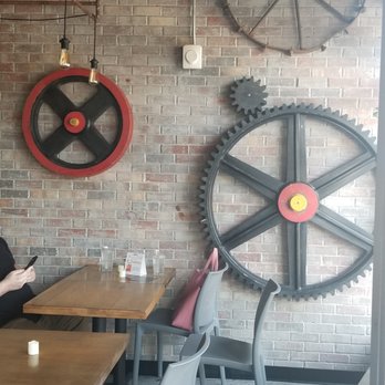 G-Street Pizza - Pizza Near Me - Halifax, Nova Scotia