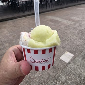 Santini Chiado - Santini and honeydew melon - Desserts Near Me - Lisbon, 11 Santini Chiado - Santini and honeydew melon - Desserts Near Me - Lisbon, 11