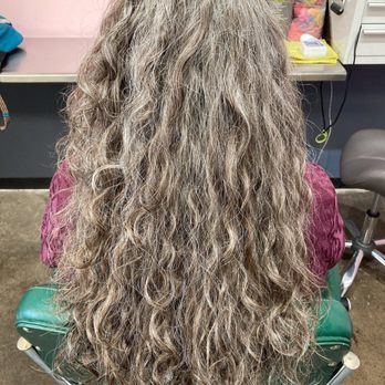 Curls By DaShell - Before - Hair Stylists Near Me - Las Vegas, Nevada