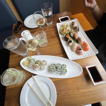 Perry's Restaurant - Cucumber Roll, Shrimp Tempura, Omakase (chef's choice), White Sangria, and Sake - Sushi Bars Near Me - Washington, DC, District of Columbia