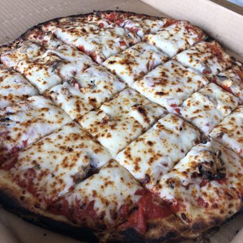 Tin Cap - Mushroom pizza - Cideries Near Me - Wilmington, Ohio