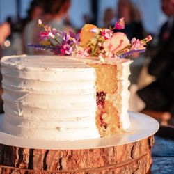 Elvitas Bakery