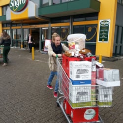 Sligro - Inkopen doen voor een vrijdagmiddagborrel bij de Sligro!