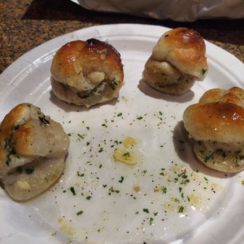 Lombardo's Pizza & Pasta - Pizza Near Me - Levittown, New York