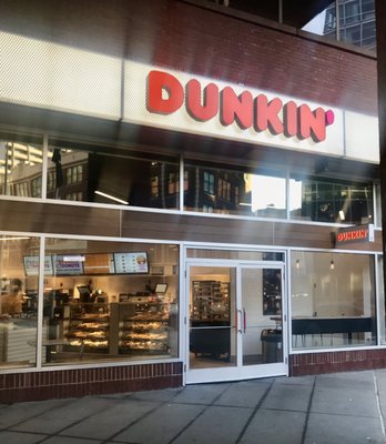 Dunkin' by null