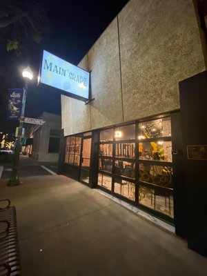 The Main Grape Vacaville by null