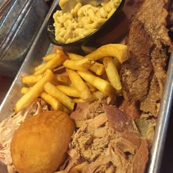 Delta Q - Sampler with brisket, pulled chicken, and pulled pork. Sides were fries and mac and cheese. The roll was soo goood. - Barbeque Near Me - Forrest City, Arkansas Delta Q - Sampler with brisket, pulled chicken, and pulled pork. Sides were fries and mac and cheese. The roll was soo goood. - Barbeque Near Me - Forrest City, Arkansas