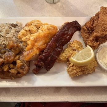 Miss Mamie's Spoonbread Too - Southern Near Me - New York, New York