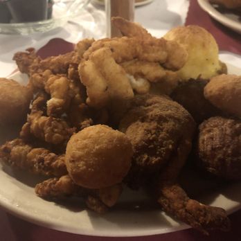 Edgewater Restaurant - Seafood Platter - New American Near Me - Edgewater, Maryland