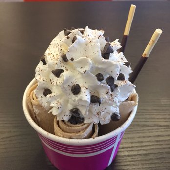 Roll Avenue Ice Cream Rolls - Ice Cream & Frozen Yogurt Near Me - Mesa, Arizona