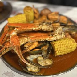 Captain Crab - Crab M0.Boiling Seafood Combo