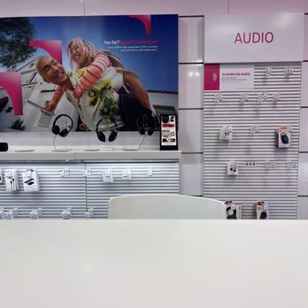 T-Mobile - Mobile Phones Near Me - Portland, Oregon