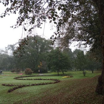 Halifax Public Gardens - Botanical Gardens Near Me - Halifax, Nova Scotia