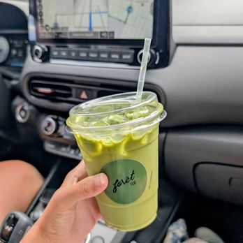 Forêt FLG - Almond milk matcha latte, iced. Unsweet. - Breakfast & Brunch Near Me - Flagstaff, Arizona