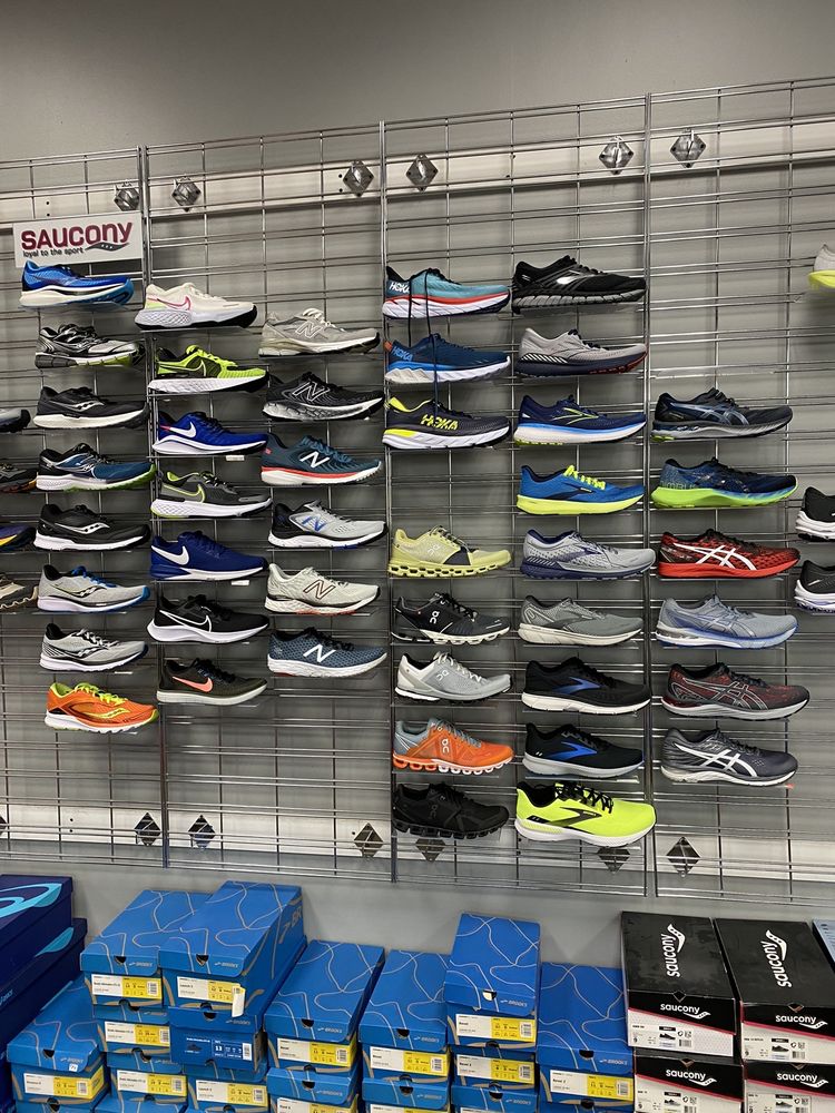 THE INSIDE TRACK MECHANICSBURG Updated August 2024 17 Photos