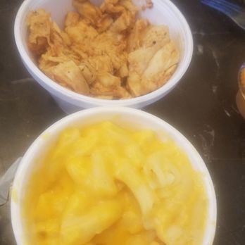 Shane's Rib Shack - Mac and cheese, so they told me, is in front, zero cheeses flavor, that's the chicken in the back of the mac and cheese, so gross. - Barbeque Near Me - Glendale, Arizona Shane's Rib Shack - Mac and cheese, so they told me, is in front, zero cheeses flavor, that's the chicken in the back of the mac and cheese, so gross. - Barbeque Near Me - Glendale, Arizona